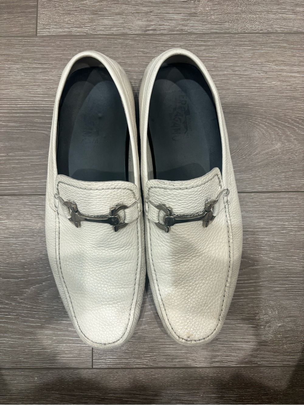 Salvatore Ferragamo Men’s Parigi Gancini White Pebbled Leather Driving